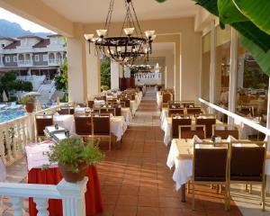 Aussenterrasse des Hauptrestaurants